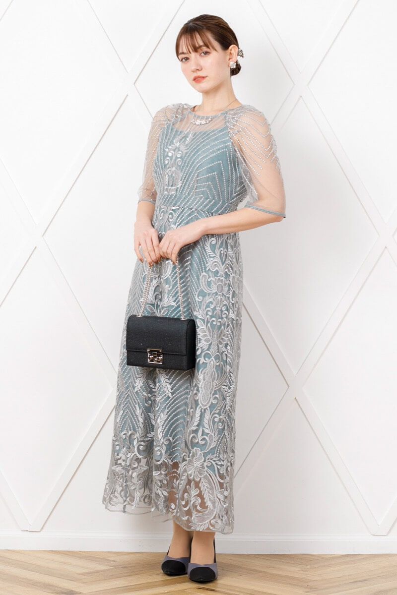 ライトカーキのアンティーク刺繍レースドレスの商品画像7