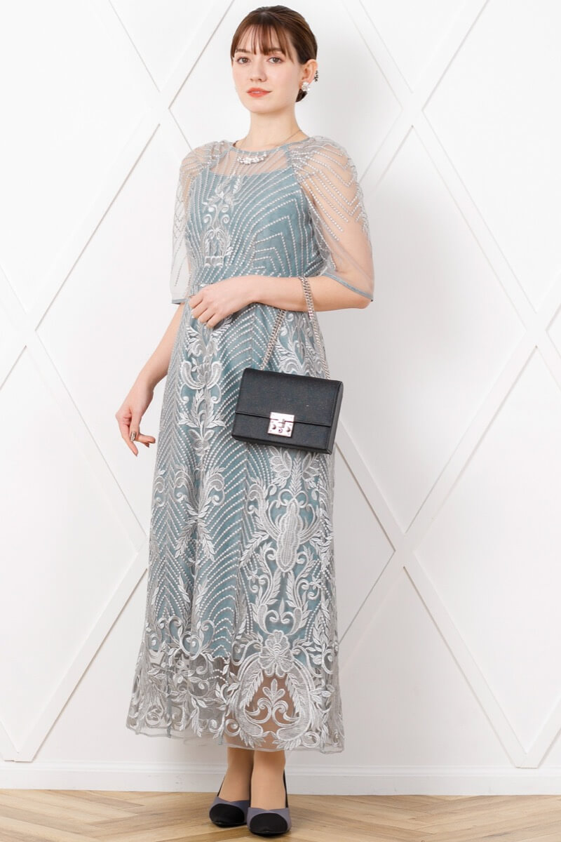 ライトカーキのアンティーク刺繍レースドレスの商品画像9