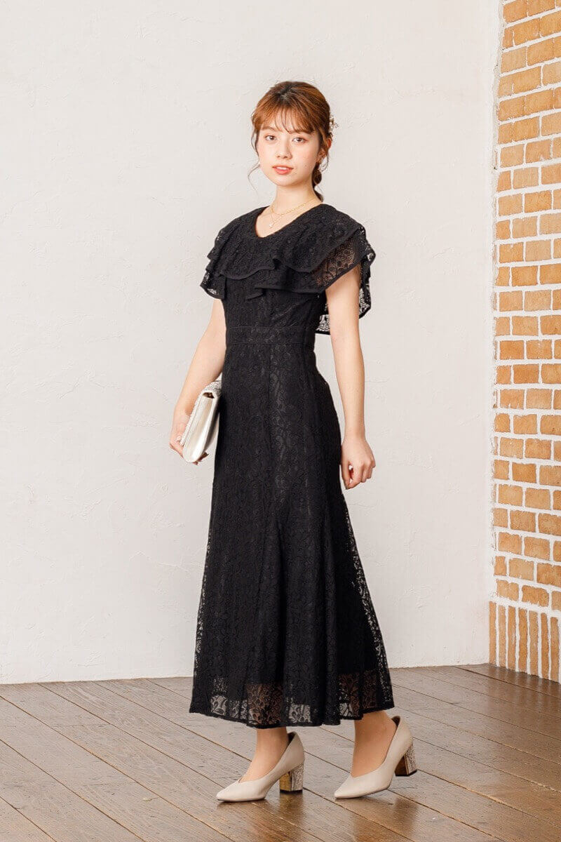 ブラックのフリルカラードレスの商品画像1