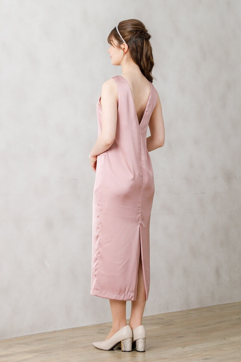 ピンクのオフショルトップス付きサテンドレスの商品画像9