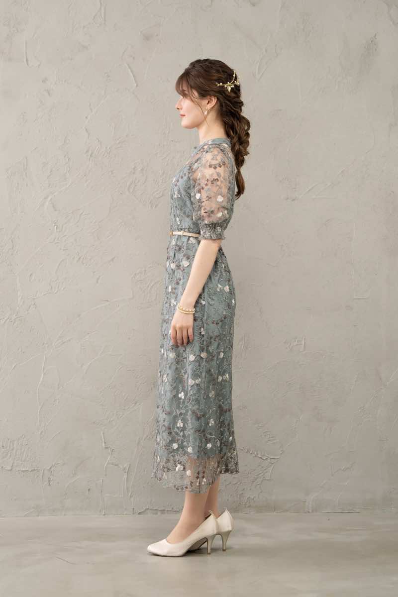 ライトカーキのアンティーク刺繍ドレスの商品画像3