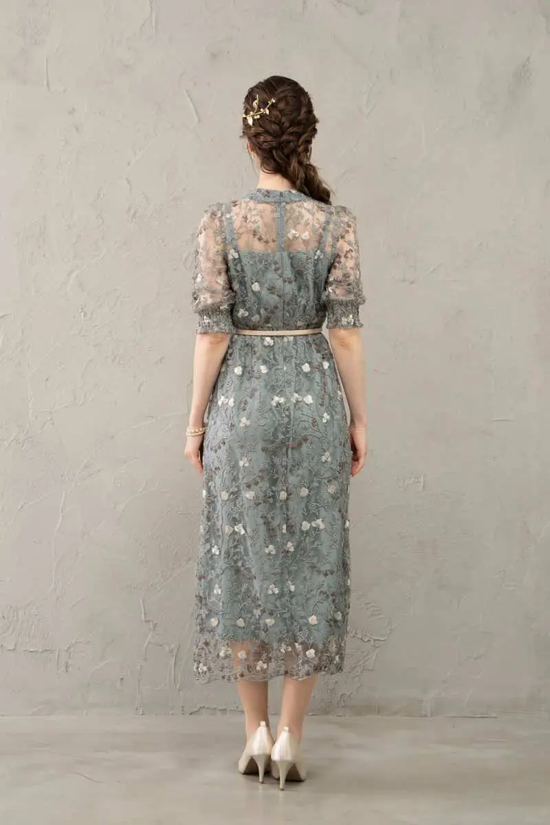 ライトカーキのアンティーク刺繍ドレス | Dorry doll | M | 結婚式