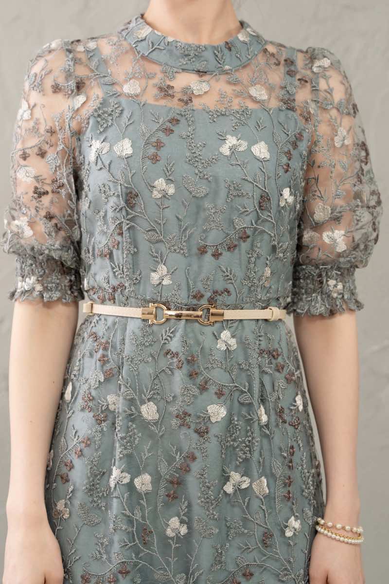 ライトカーキのアンティーク刺繍ドレスの商品画像5