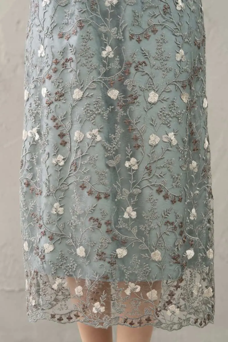 ライトカーキのアンティーク刺繍ドレス | Dorry doll | M | 結婚式