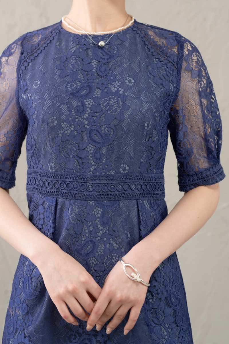 ブルーのコクーンスリーブタイトドレスの商品画像5