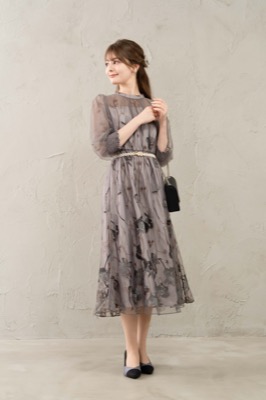 グレイッシュパープルのエンブロイダリレースドレス<br>metoi | M | A-2679