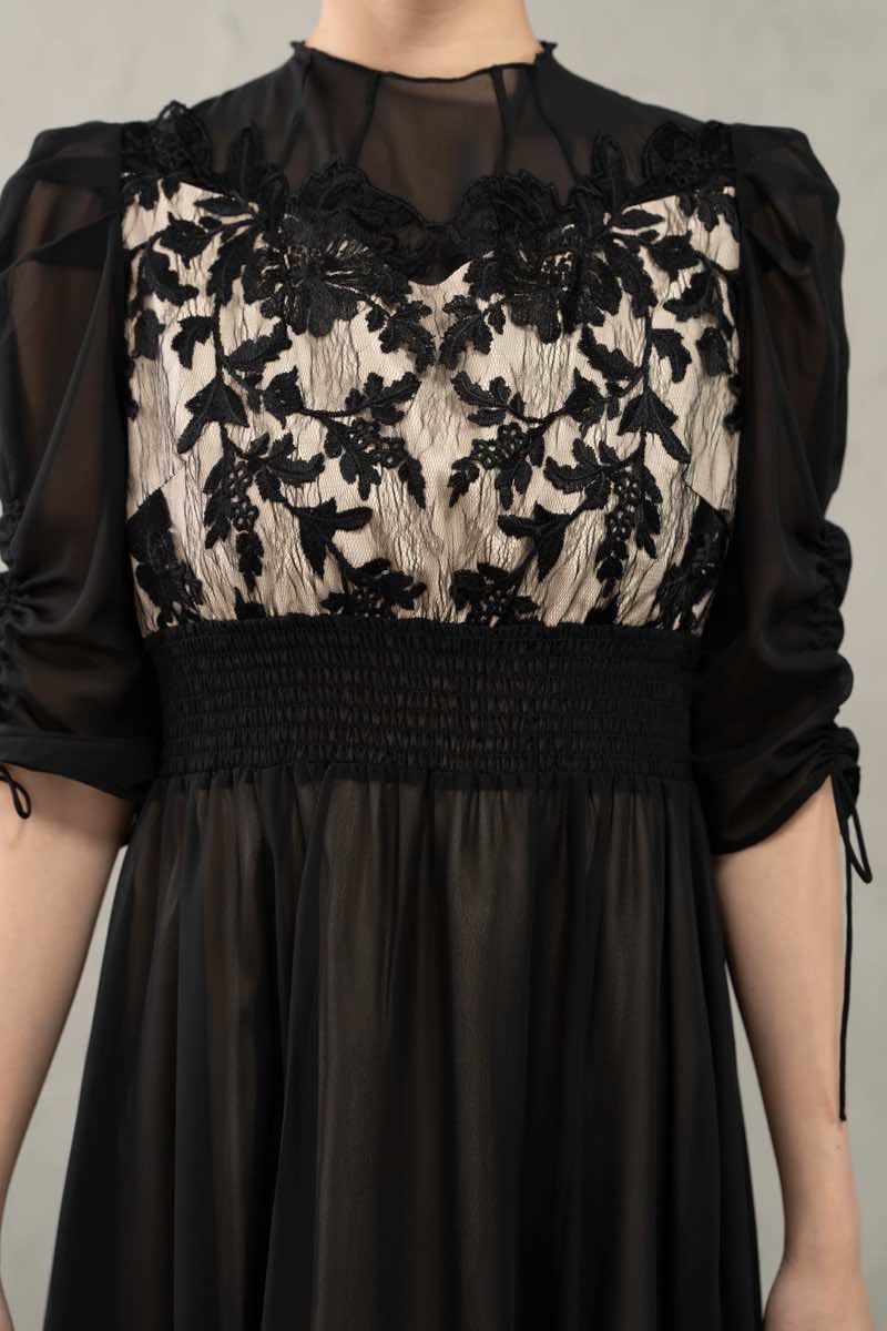 ブラックのフラワーレースオーガンジードレスの商品画像5