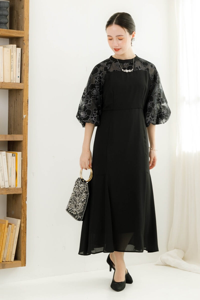 ブラックの花柄オパールドレスの商品画像2