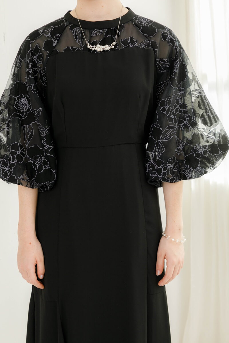 ブラックの花柄オパールドレスの商品画像5
