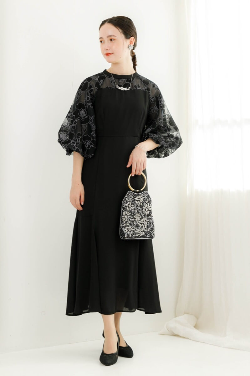 ブラックの花柄オパールドレスの商品画像8