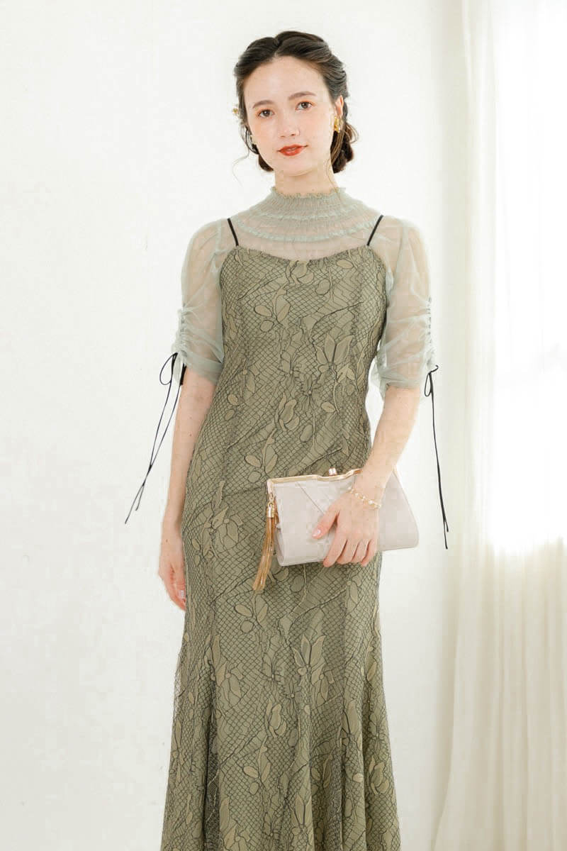 グリーンのブラウス付きフラワーレースドレスの商品画像1