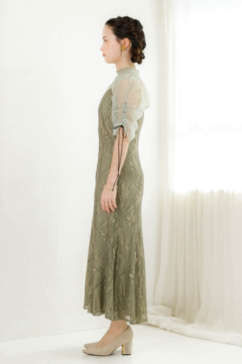 グリーンのブラウス付きフラワーレースドレスの商品画像3