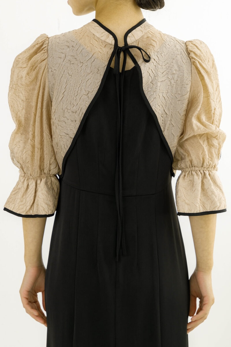 ブラックのボレロ付きフィッシュテールドレスの商品画像5