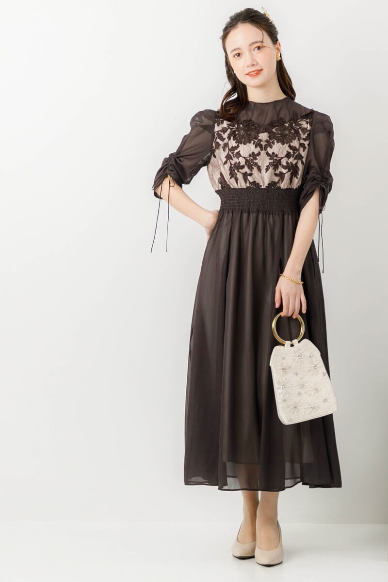 チャコールのフラワーレースオーガンジードレスの商品画像2