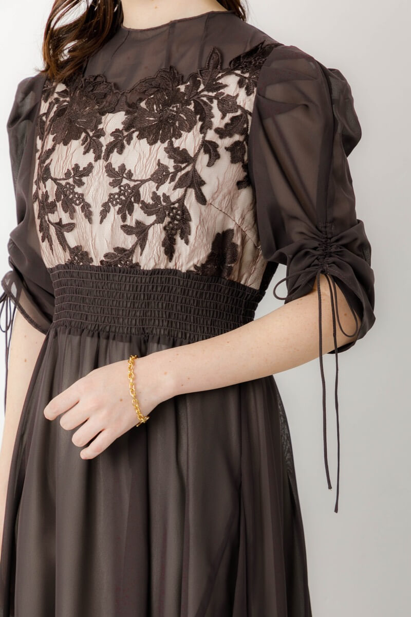 チャコールのフラワーレースオーガンジードレスの商品画像6