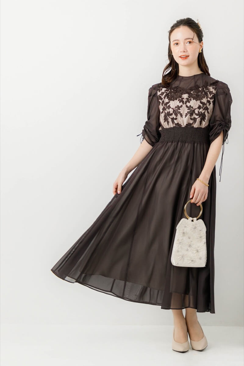 チャコールのフラワーレースオーガンジードレスの商品画像9