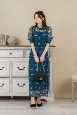 ダークグリーンのアンティーク刺繍ドレス | Dorry doll | M | A-2727