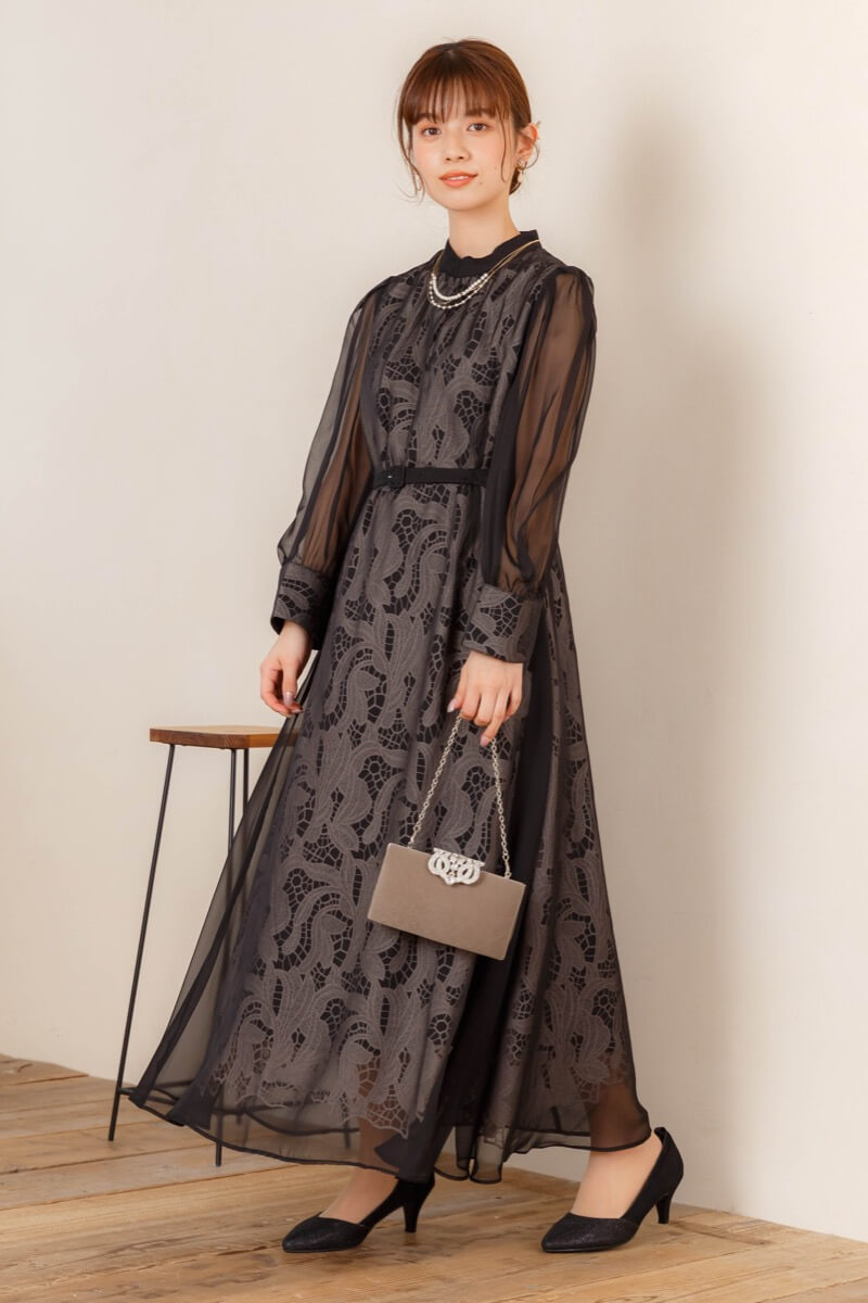 ブラックのベルト付きシアードレスの商品画像6