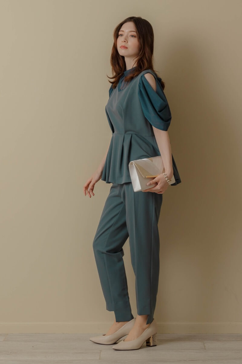 シックターコイズのオープンショルダーパンツドレスの商品画像9