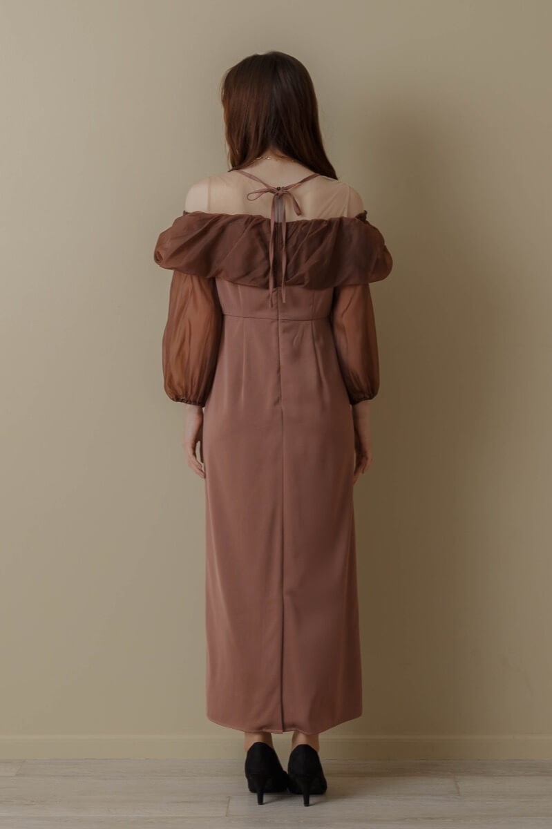 ボルドーのオフショルダーバルーンドレスの商品画像4 ボルドーのオフショルダーバルーンドレスの商品画像4