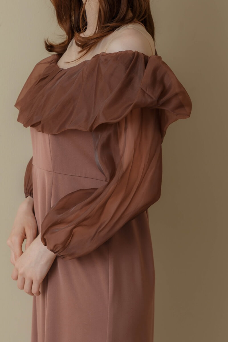 ボルドーのオフショルダーバルーンドレスの商品画像6 ボルドーのオフショルダーバルーンドレスの商品画像6