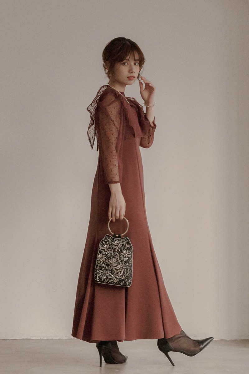 ボルドーの2wayフリルボレロ付きドレス