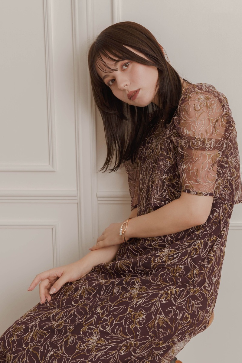 ボルドーの総レースレイヤードドレスの商品画像1