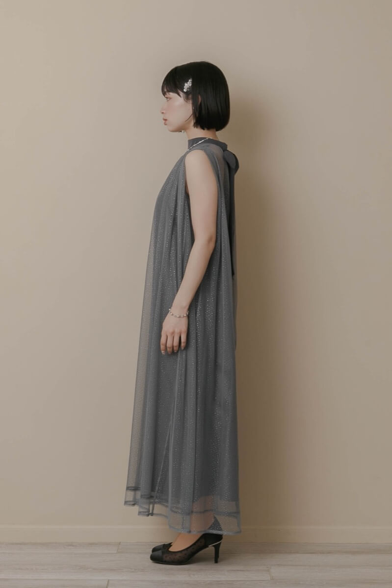 ブルーのシアーラメドレスの商品画像3