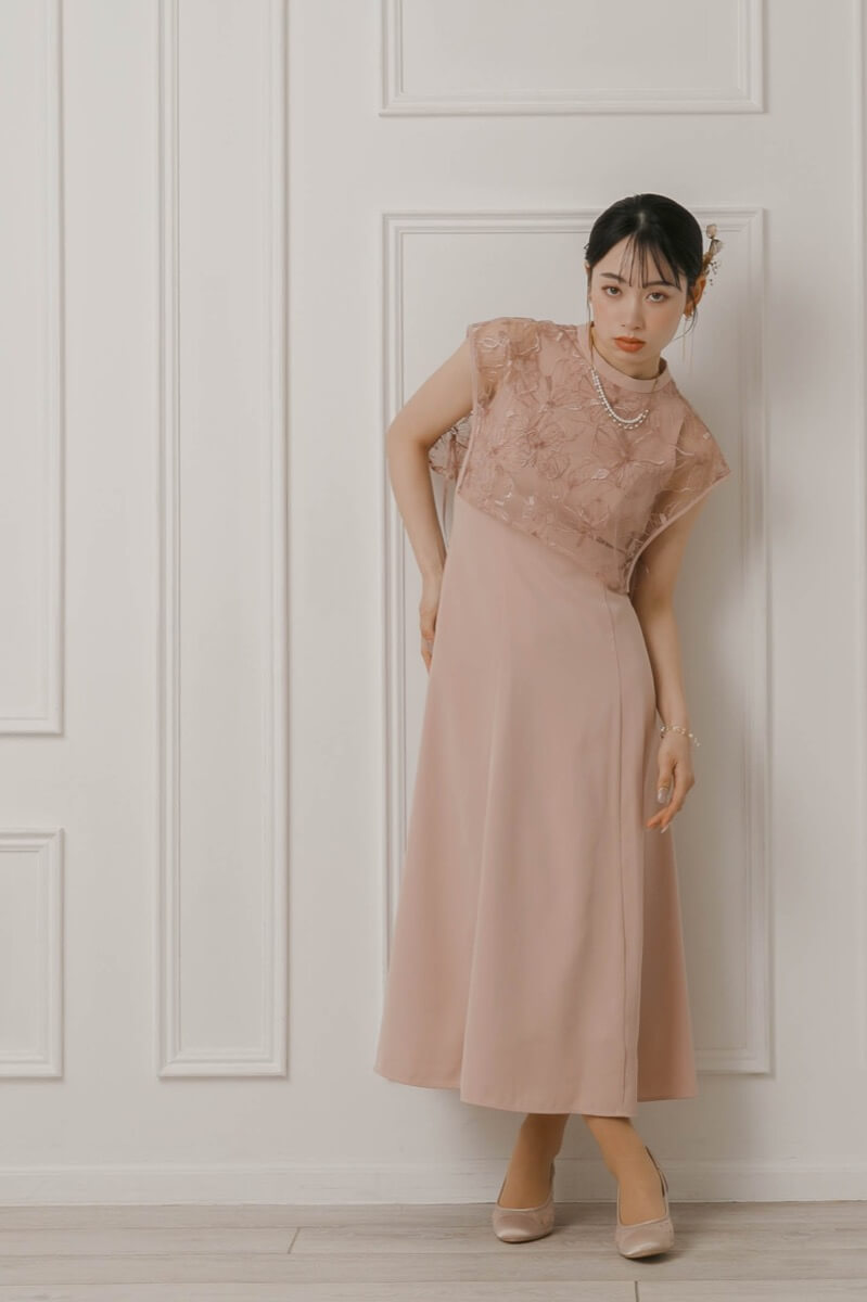 ピンクのスパンコールレースドレスの商品画像9 ピンクのスパンコールレースドレスの商品画像9