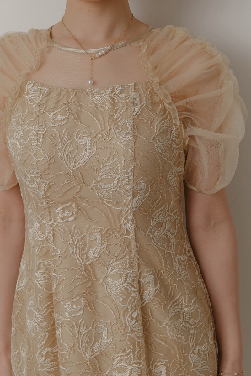 イエローのフラワーチュールギャザードレスの商品画像5