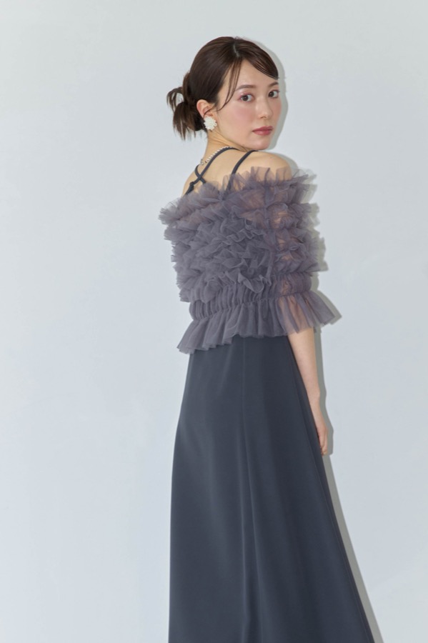 ダークグレーのシャーリングチュールトップス付きドレス | metoi | L | A-2955