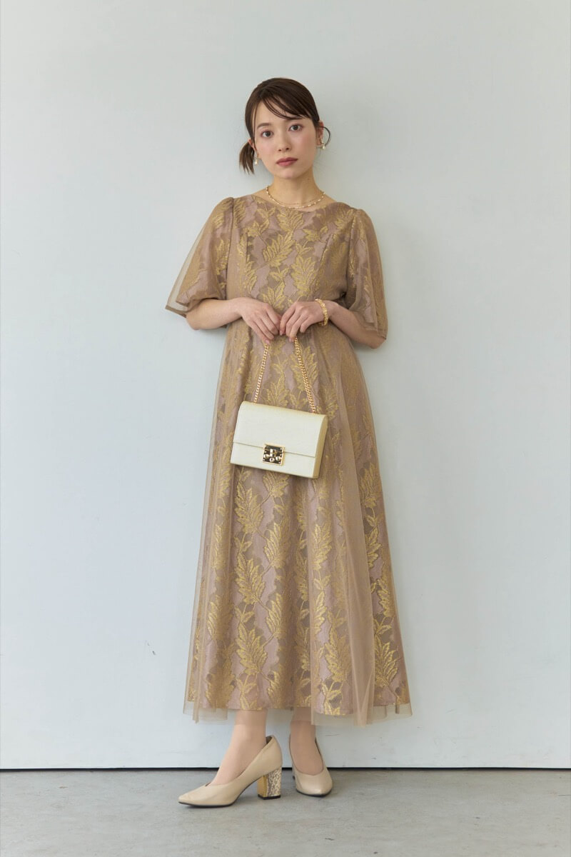 ピンクのラメジャガードドレス