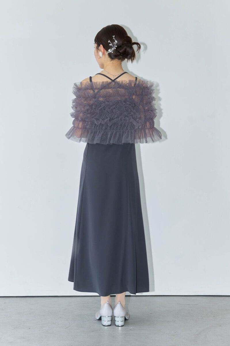 ダークグレーのシャーリングチュールトップス付きドレスの商品画像4 ダークグレーのシャーリングチュールトップス付きドレスの商品画像4
