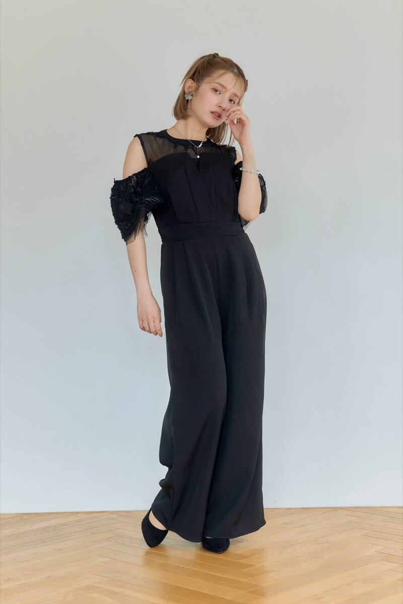 ブラックの2wayフリンジレースドレス
