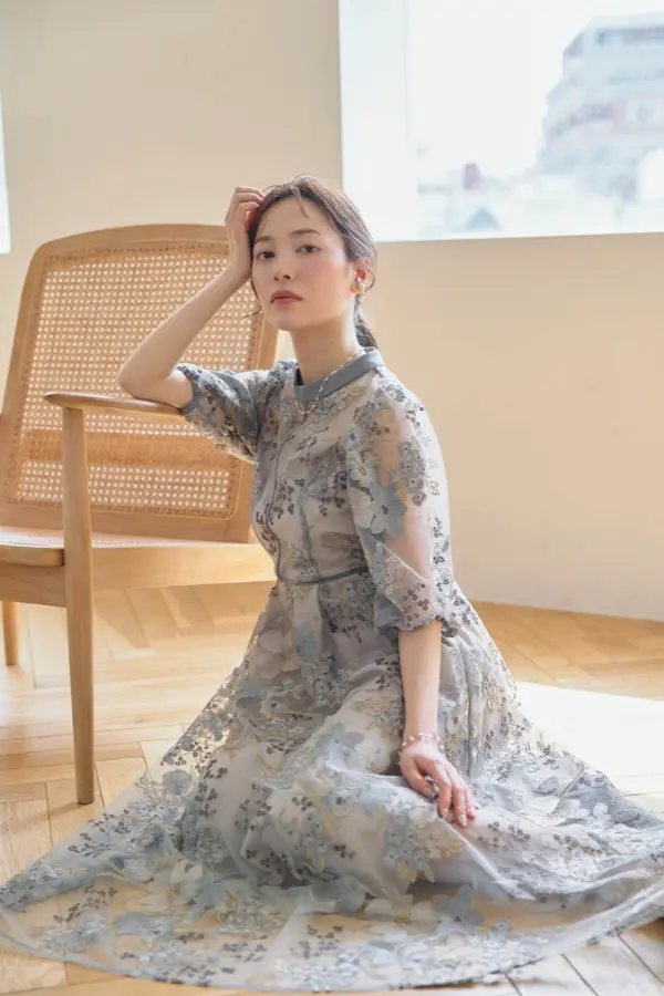 ブルー(青)のドレスレンタル｜結婚式パーティーのドレスレンタルは