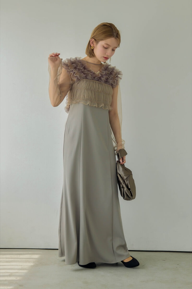 ベージュのMany wayチュールドレスの商品画像7