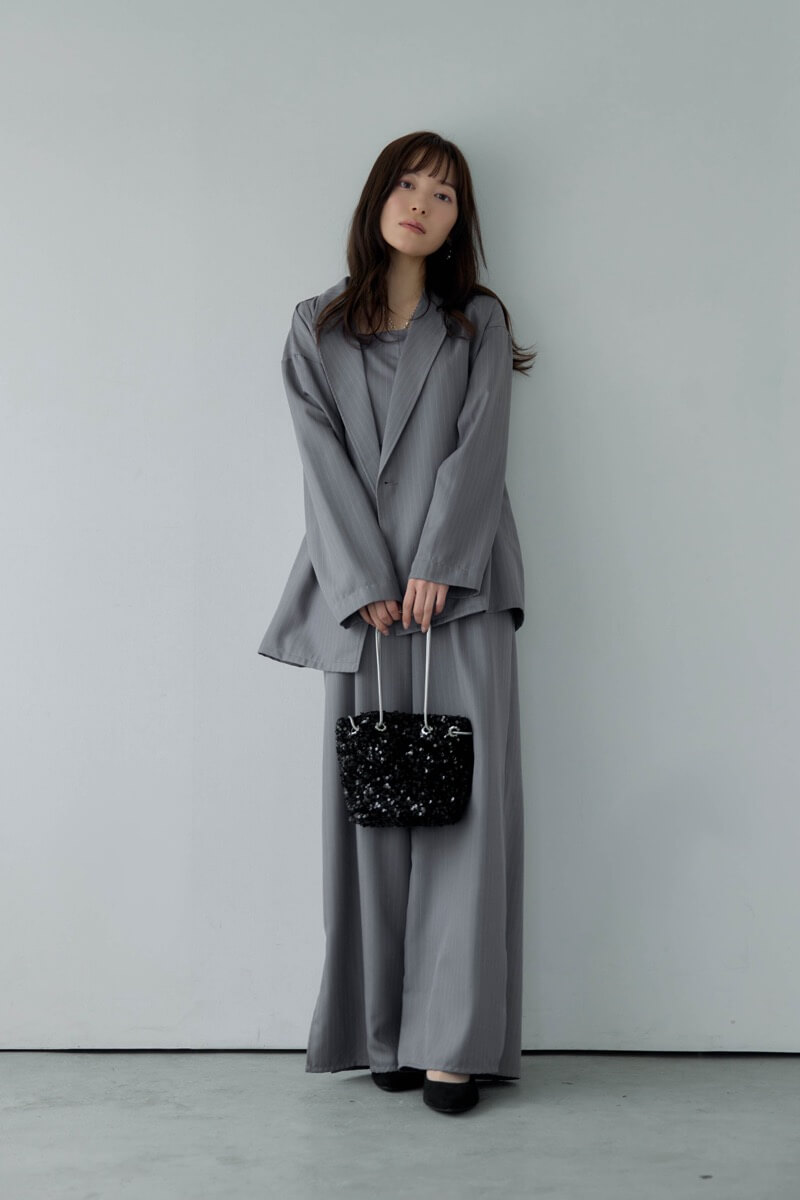 グレーのジャケット付きオールインワンの商品画像10