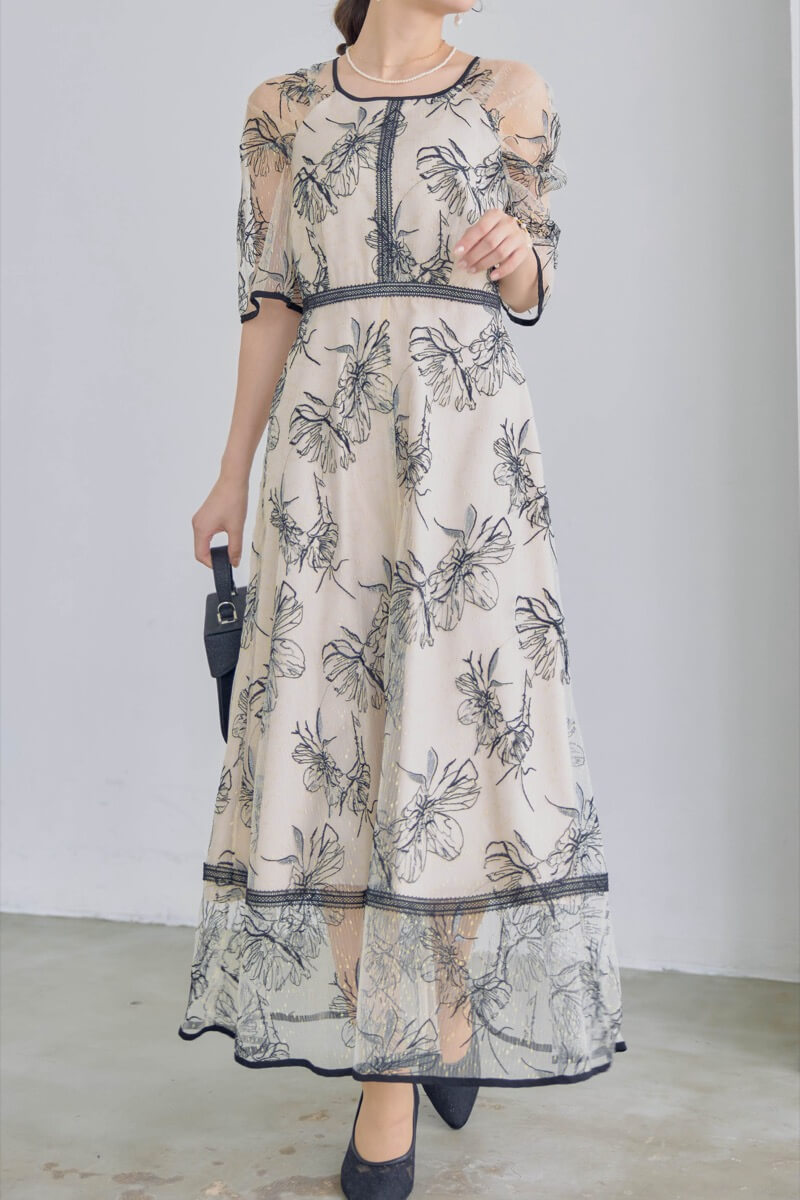 ブラック×ベージュのドローイングフラワードレスの商品画像10