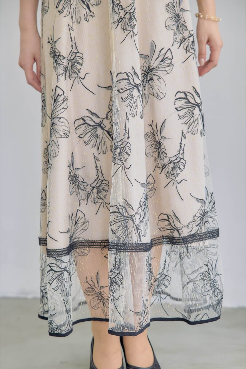 ブラック×ベージュのドローイングフラワードレスの商品画像7