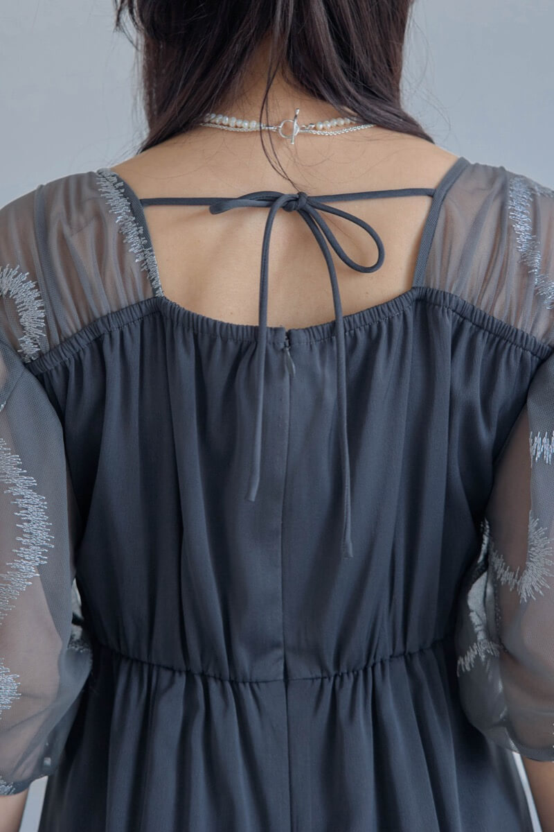 グレーのグラフィティスリーブドレスの商品画像6