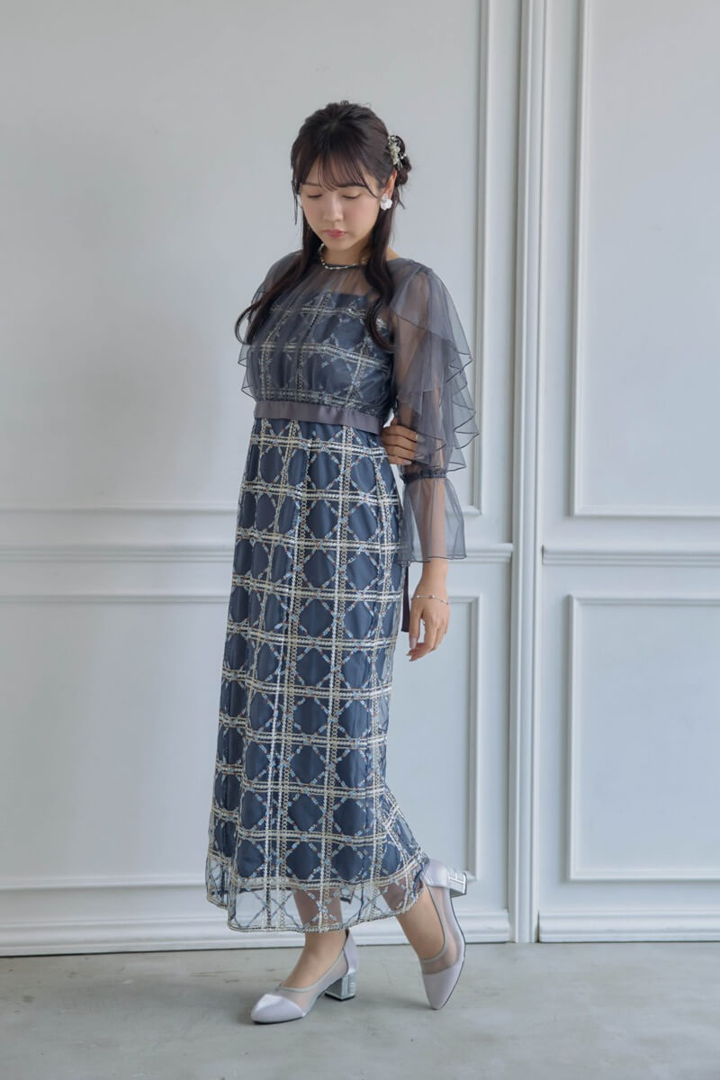ネイビーのボレロ付きチェックレースドレス