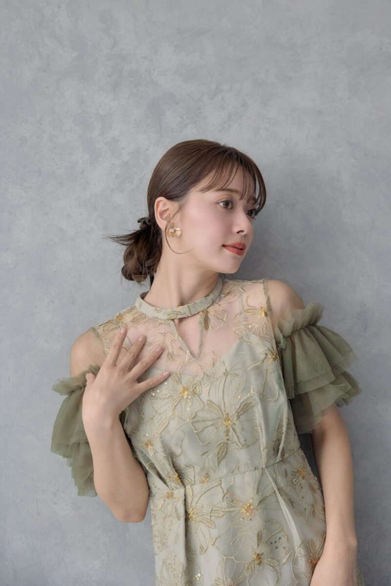 ライトグリーンのスパンコール刺繍レースドレスの商品画像9 ライトグリーンのスパンコール刺繍レースドレスの商品画像9