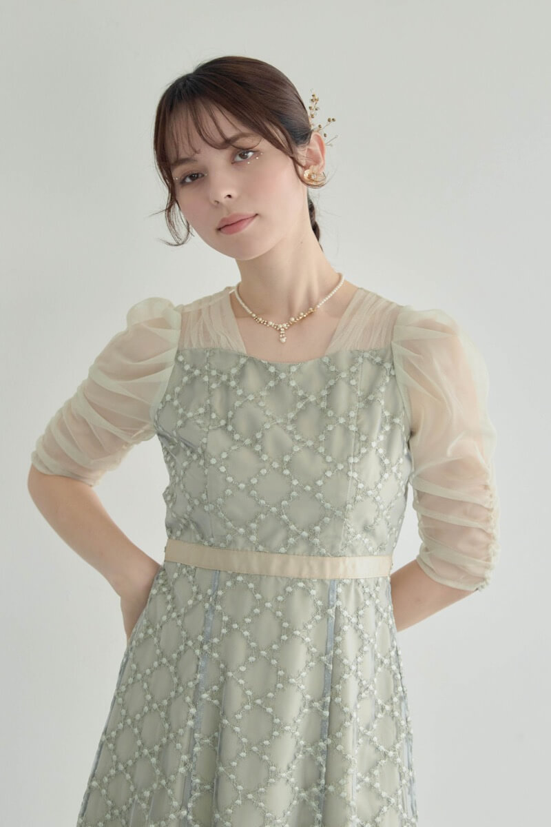 グリーンのダイヤフラワーレースドレスの商品画像9