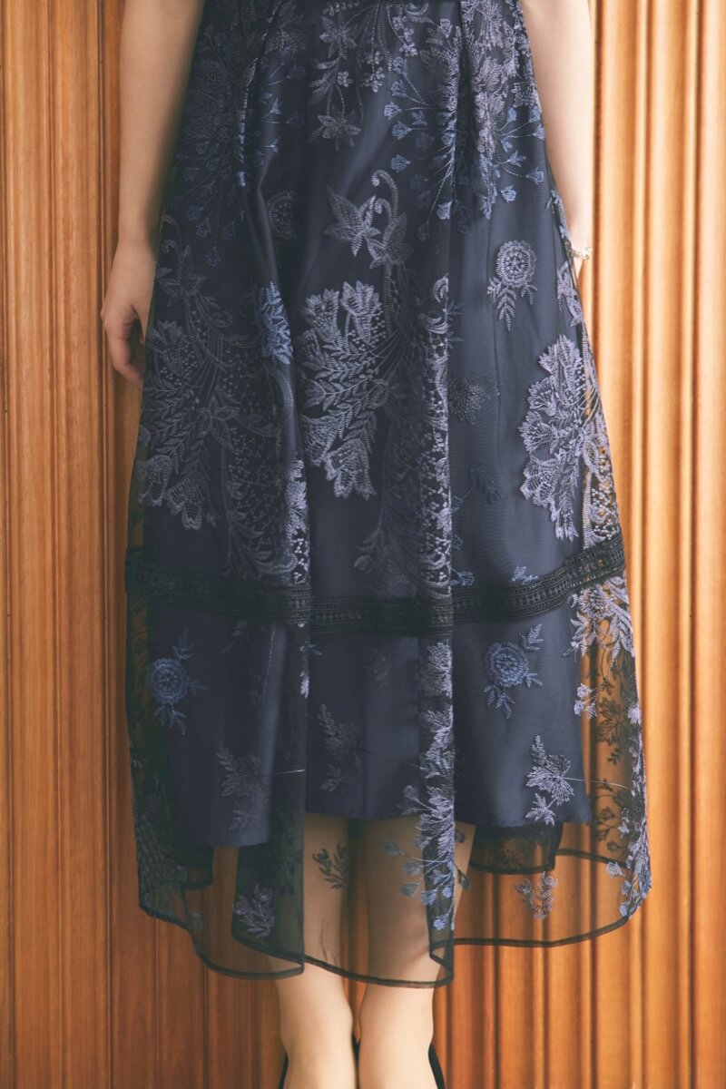 ネイビーのラダーレースドレスの商品画像7