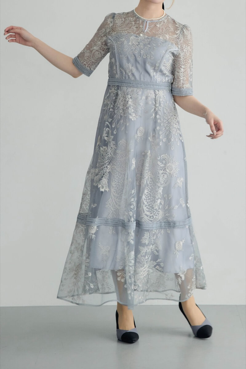 ブルーのラダーレースドレスの商品画像10