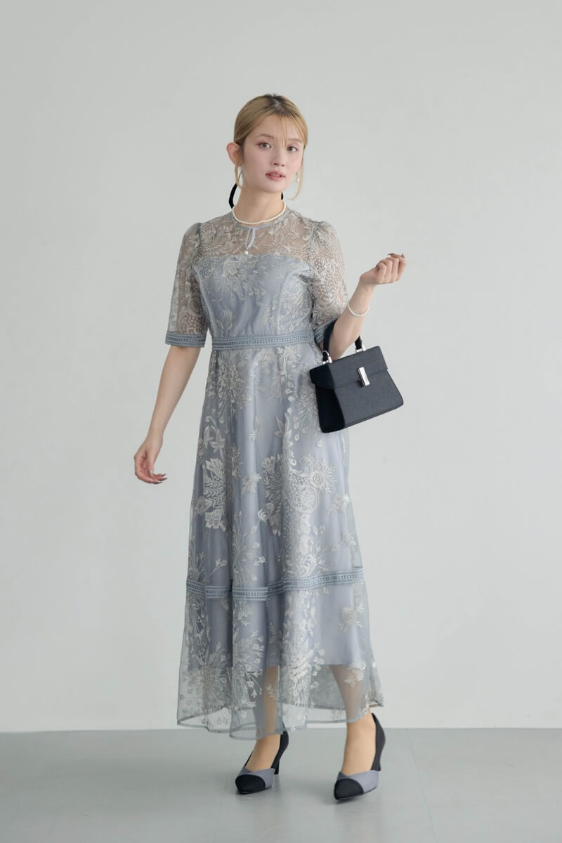 ブルーのラダーレースドレスの商品画像11