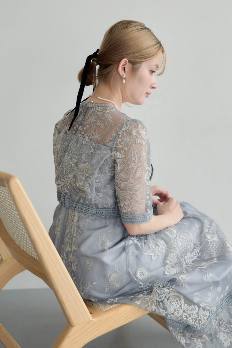 ブルーのラダーレースドレスの商品画像12