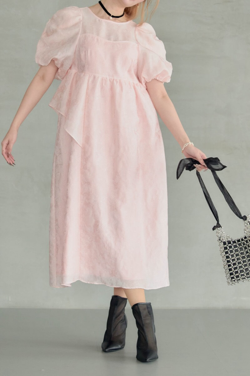ピンクのバブルスリーブジャガードドレスの商品画像13