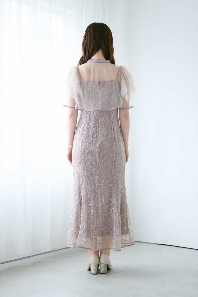 グレージュのフラワーレースセットドレスの商品画像4